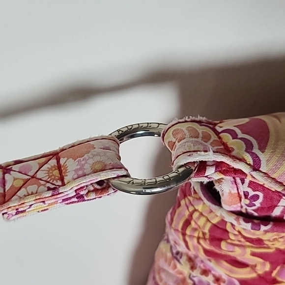 Vera Bradley pink paisley shoulder bag - Picture 7 of 9